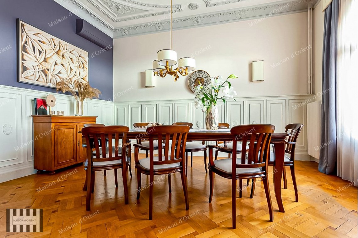 4+1 Apartment for Sale in Historical Hayırlı Building