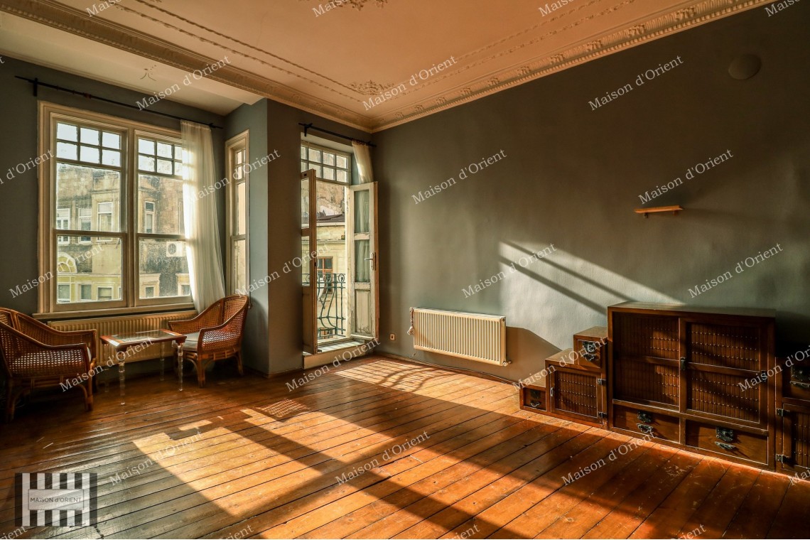 2+1 Flat for Sale with Balcony and View in Galata Historical Building