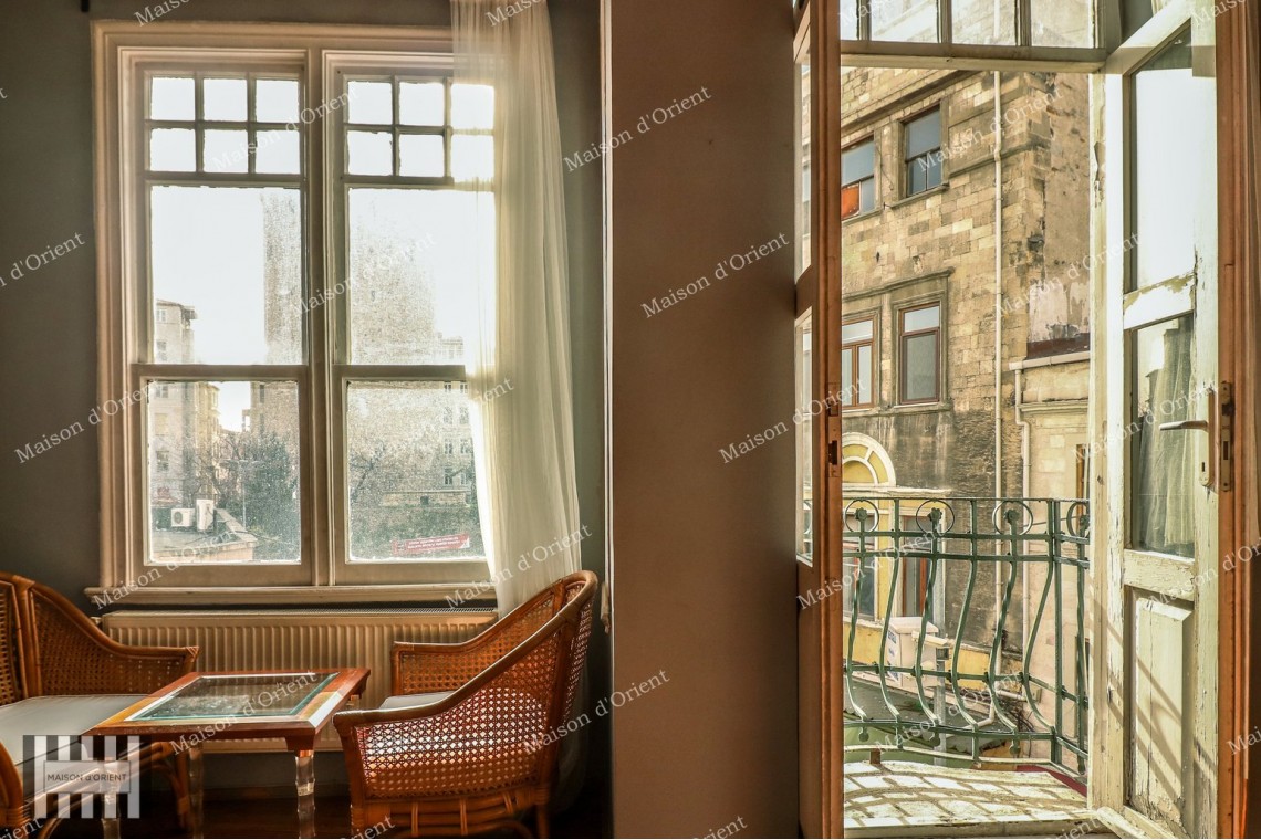  2+1 Flat for Sale with Balcony and View in Galata Historical Building
