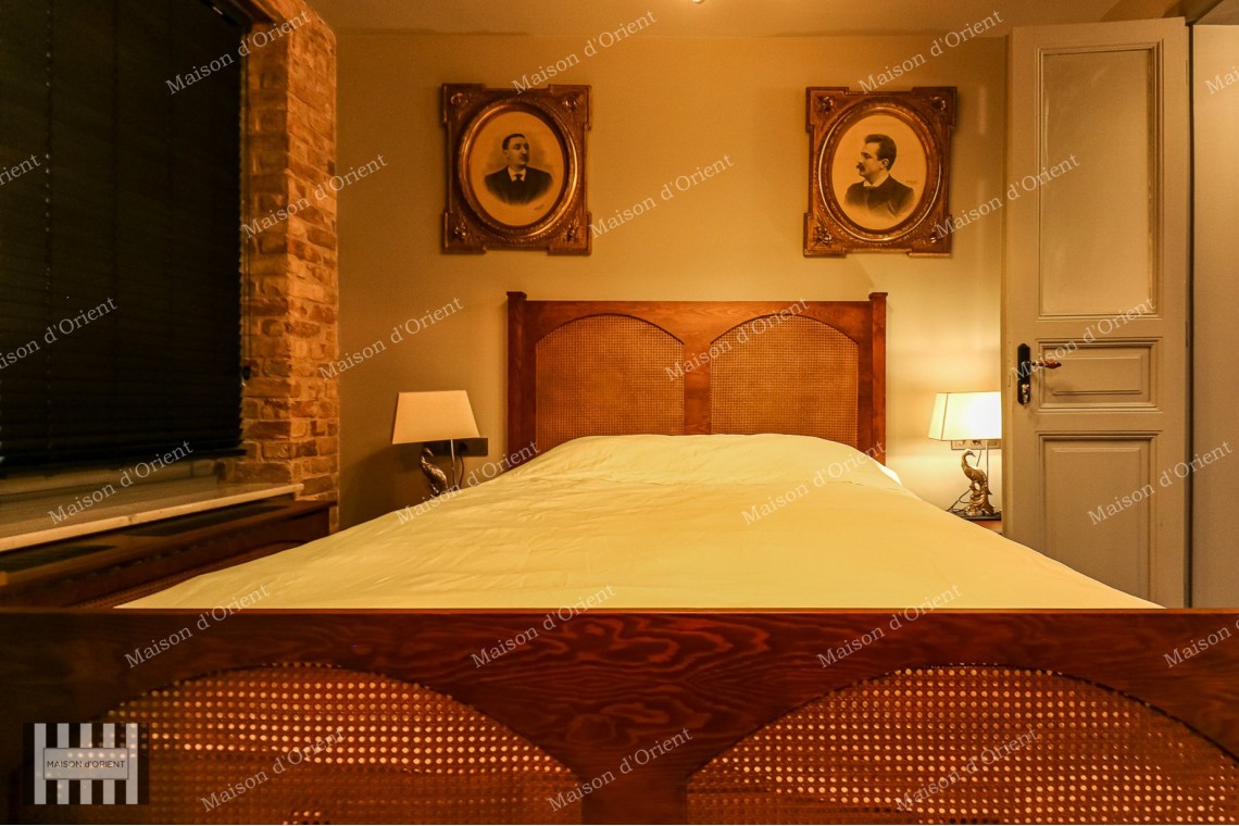 3+1 Flat for Sale in Historical Building on Meşrutiyet Street