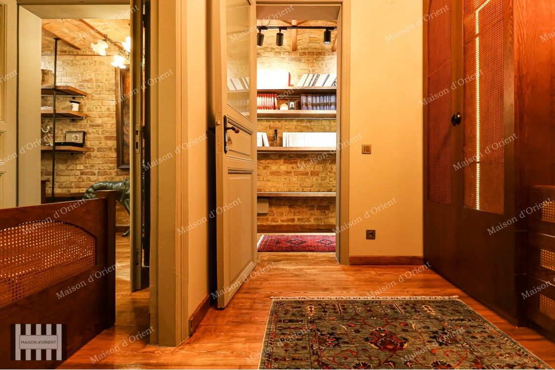 3+1 Flat for Sale in Historical Building on Meşrutiyet Street