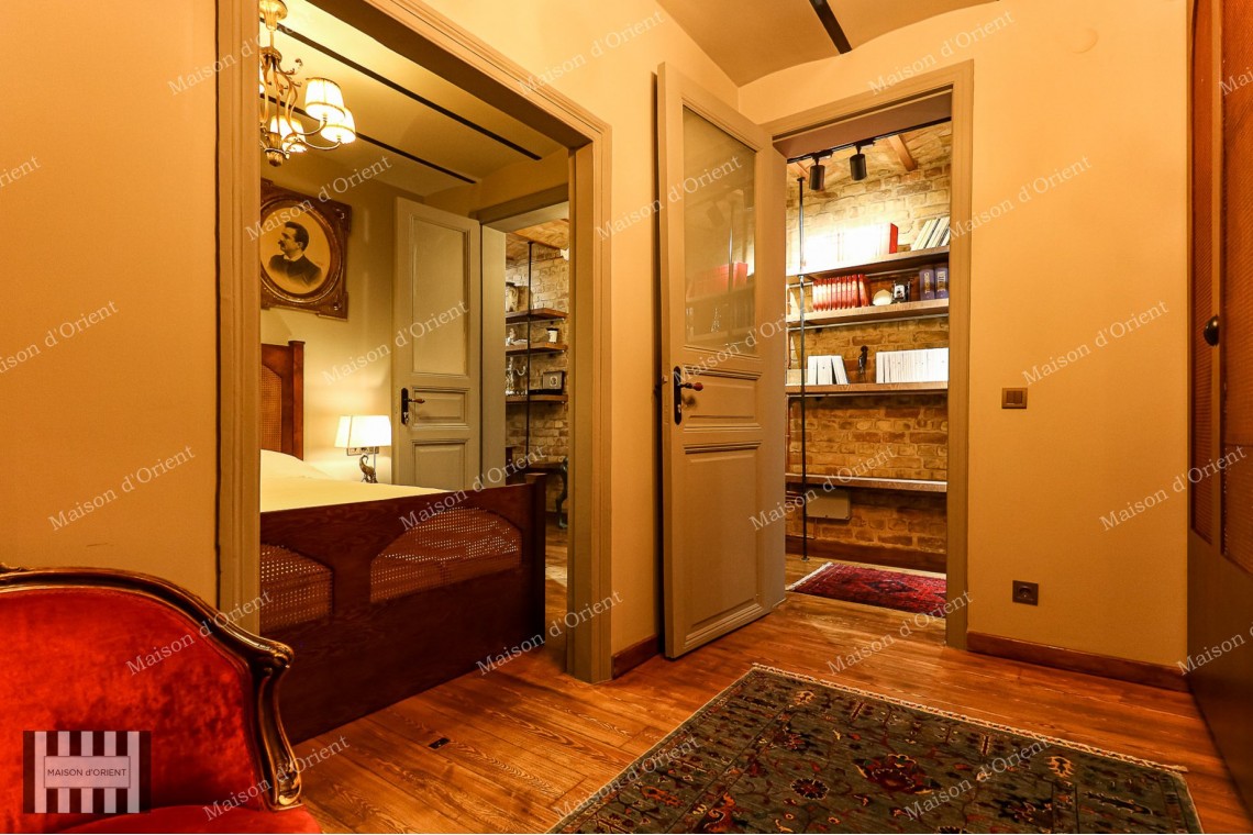 3+1 Flat for Sale in Historical Building on Meşrutiyet Street