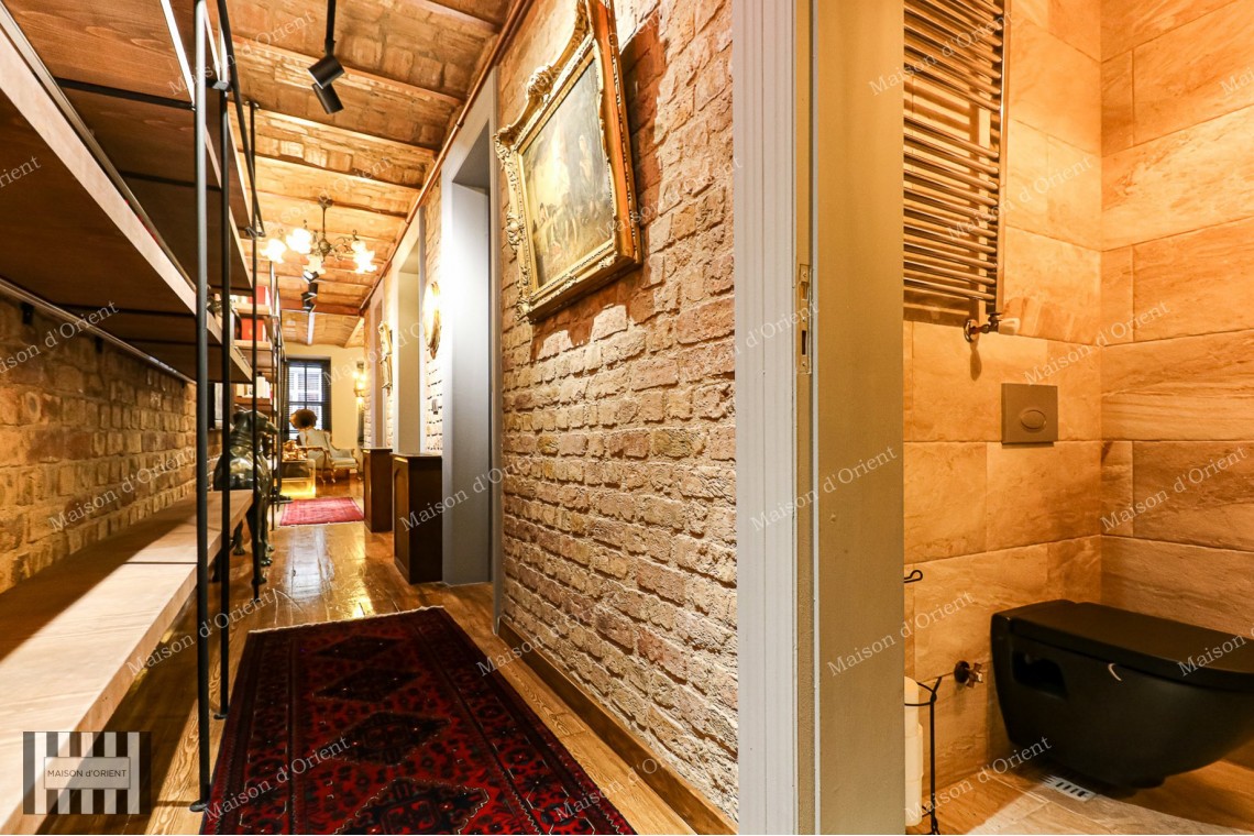 3+1 Flat for Sale in Historical Building on Meşrutiyet Street