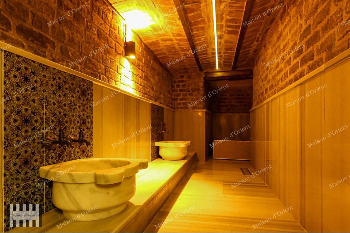 3+1 Flat for Sale in Historical Building on Meşrutiyet Street