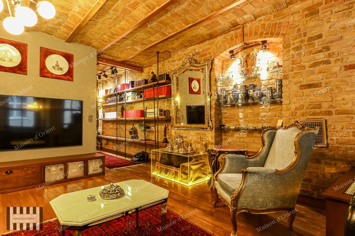 3+1 Flat for Sale in Historical Building on Meşrutiyet Street