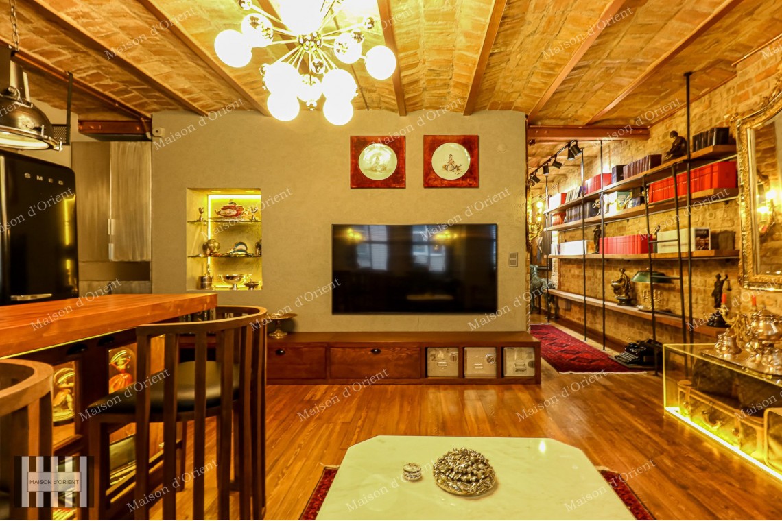 3+1 Flat for Sale in Historical Building on Meşrutiyet Street