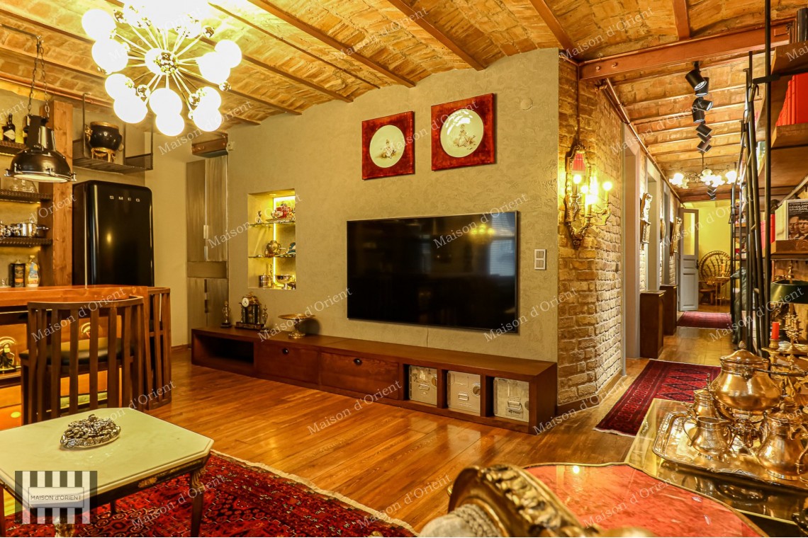 3+1 Flat for Sale in Historical Building on Meşrutiyet Street