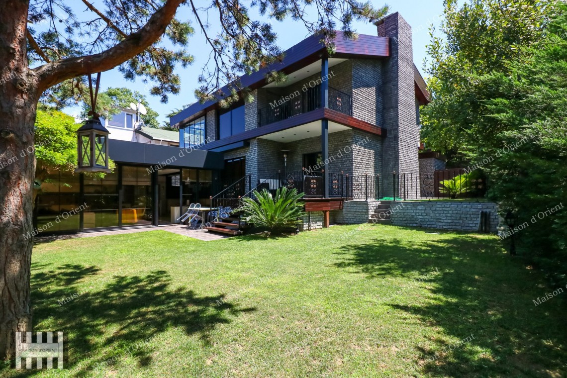 3+2 Villa with Private Garden for Sale in Levent Karanfil Street