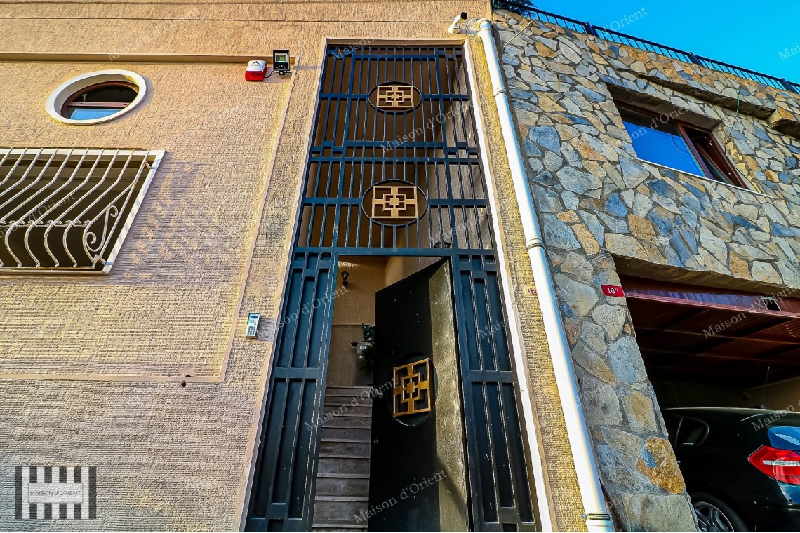 4+1 Triplex Villa for Rent with Garden and Bosphorus View in Sarıyer