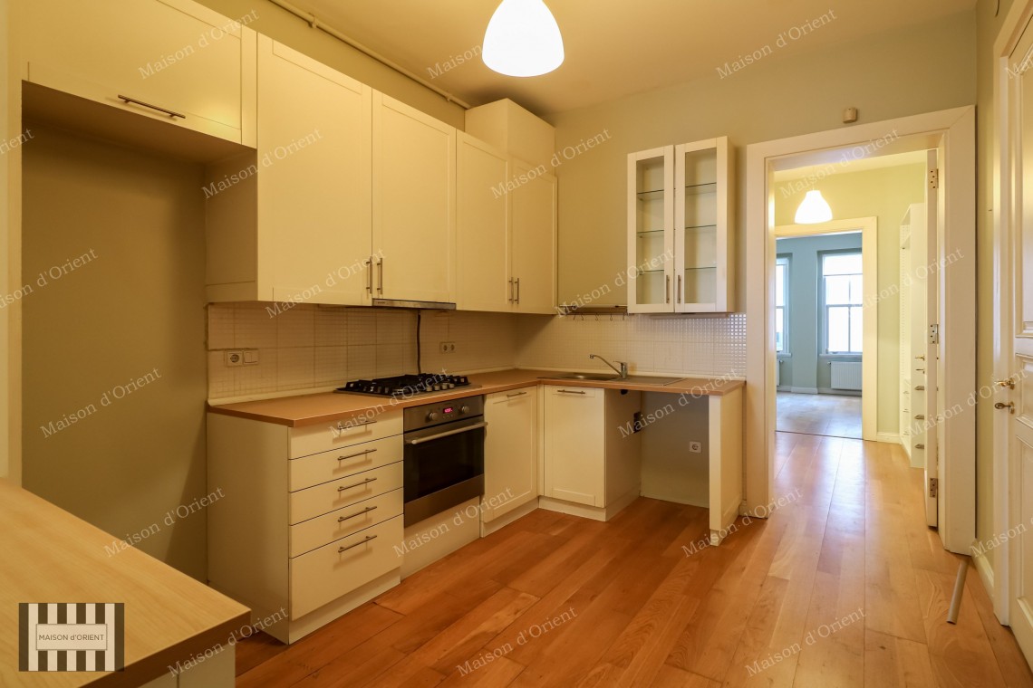 1+1 Flat for Sale in Galata Historical Amancich Building