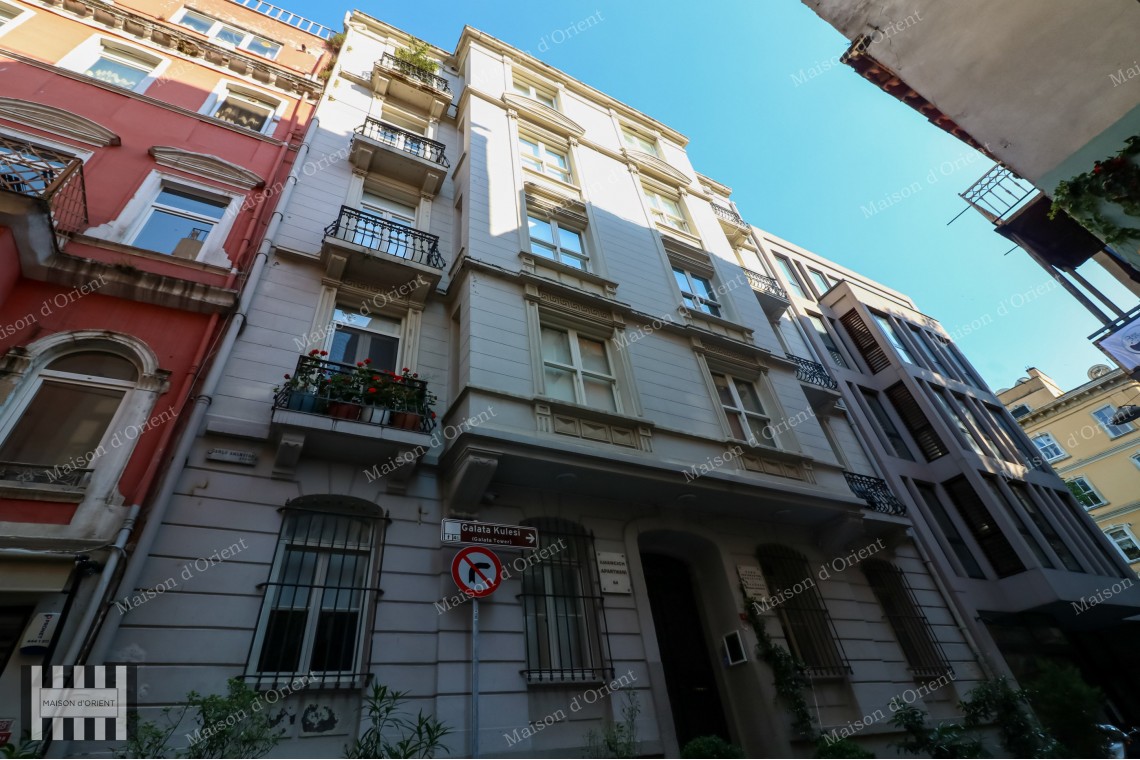 1+1 Flat for Sale in Galata Historical Amancich Building