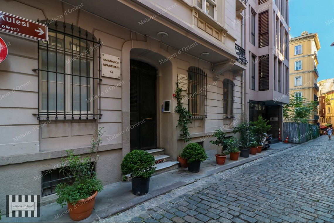 1+1 Flat for Sale in Galata Historical Amancich Building