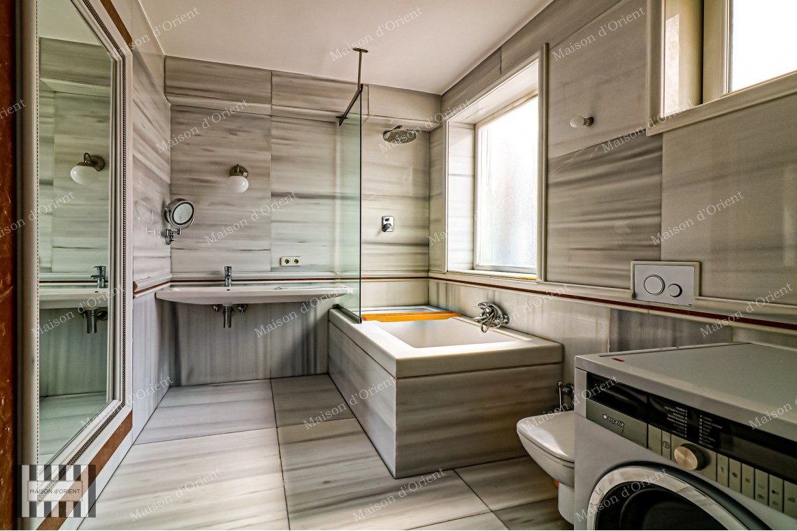 1+1 Rental Flat with Terrace and Bosphorus View in Galata