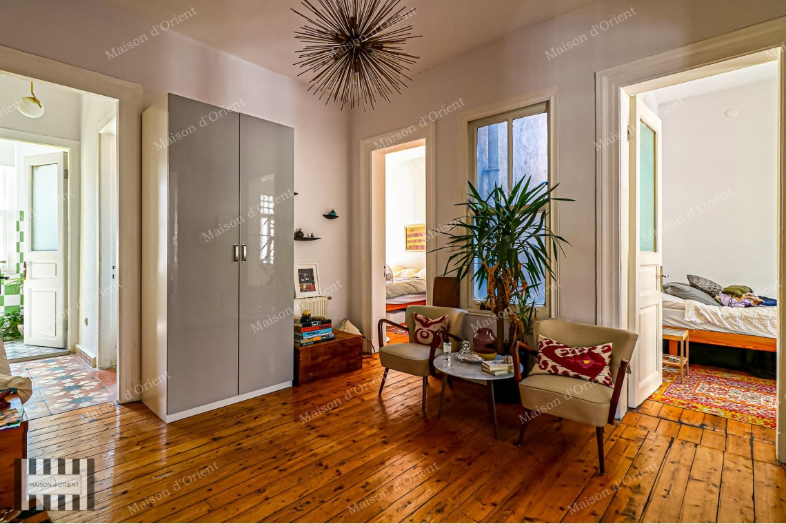 2+1 Flat for Sale in Historical Fazilet Building, Çukurcuma 