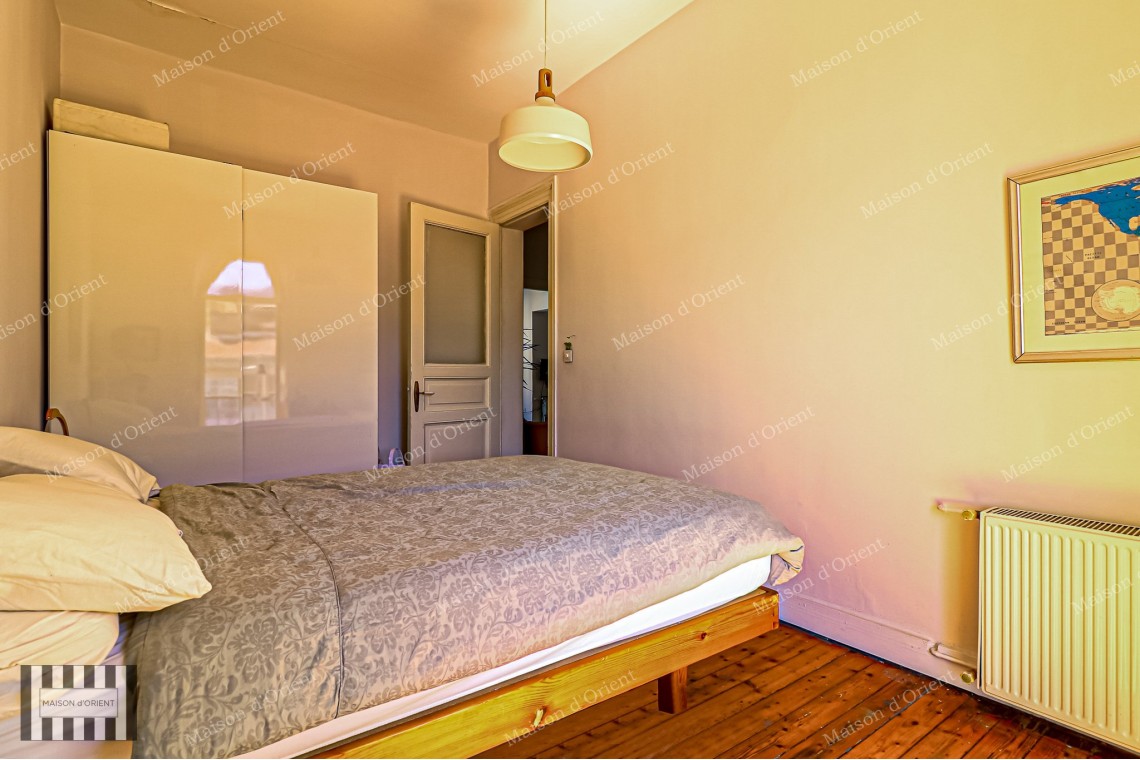 2+1 Flat for Sale in Historical Fazilet Building, Çukurcuma 