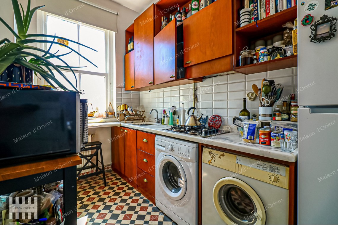 2+1 Flat for Sale in Historical Fazilet Building, Çukurcuma 