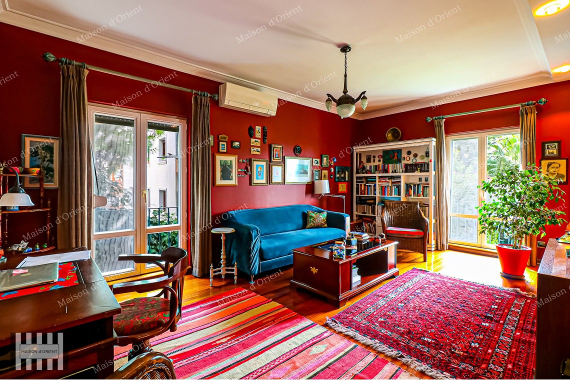 3+1 Apartment for Sale in Central Acıbadem