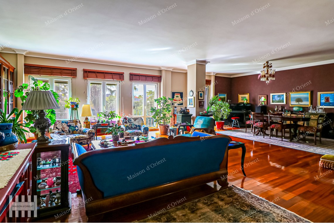 3+1 Apartment for Sale in Central Acıbadem
