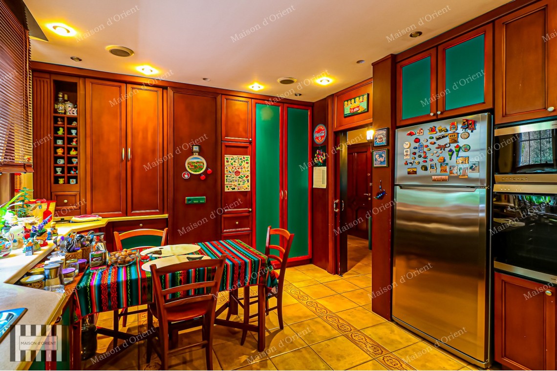 3+1 Apartment for Sale in Central Acıbadem