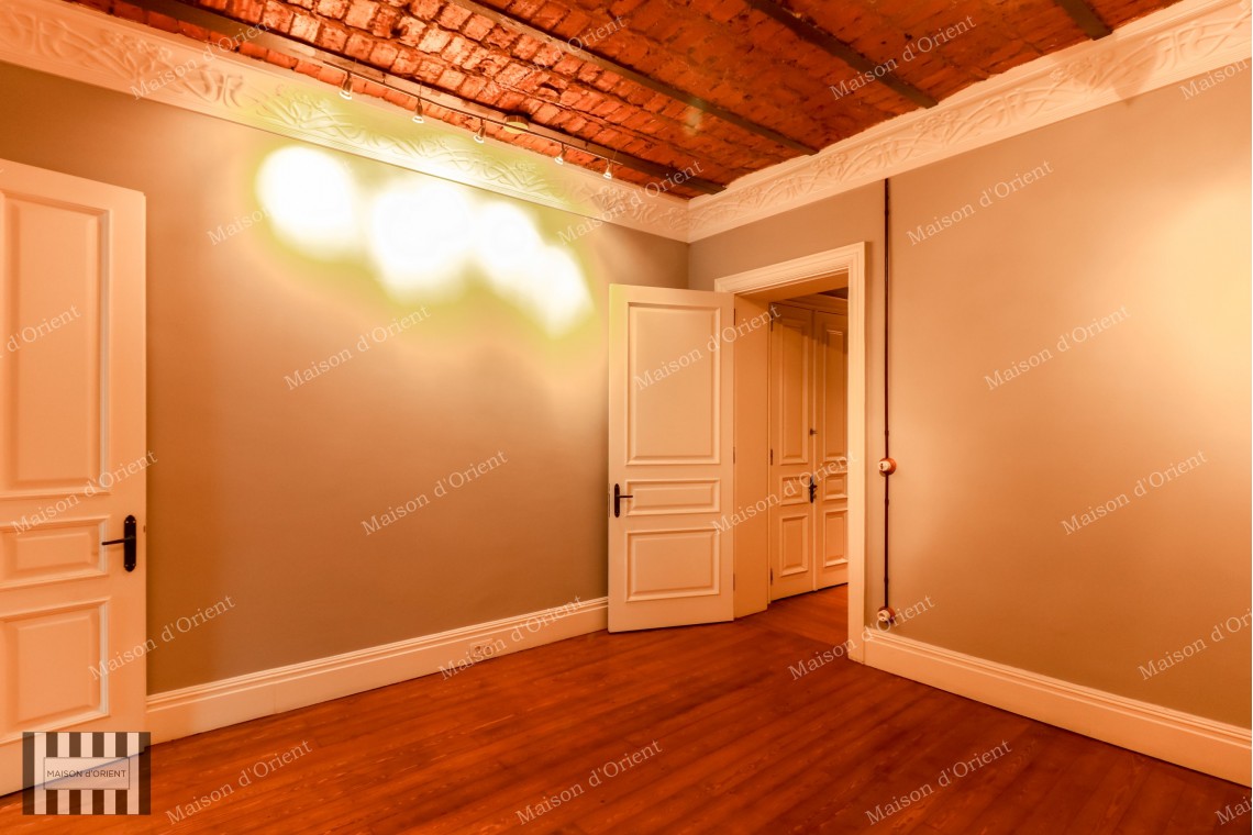 2+1 Flat for Sale in Historical Gravier Building, Cihangir 