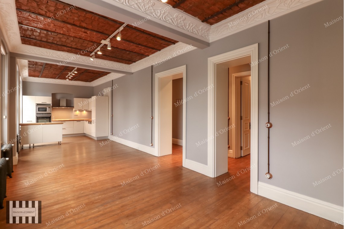 2+1 Flat for Sale in Historical Gravier Building, Cihangir 