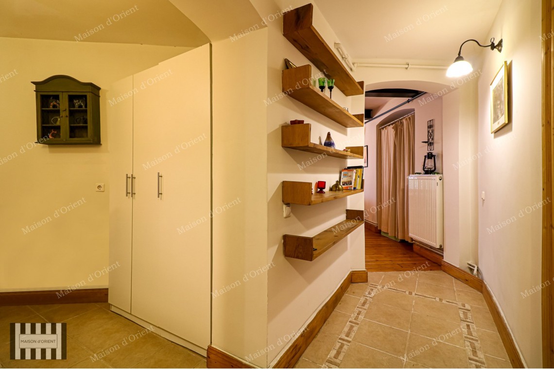 1+1 Flat for Sale in the Historical Urbach Building