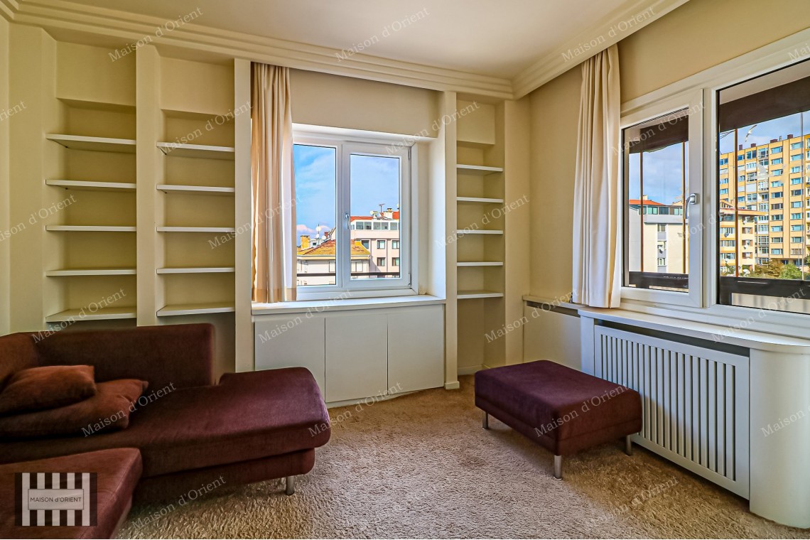 5+1 Duplex for Sale with Private Terrace in Ulus