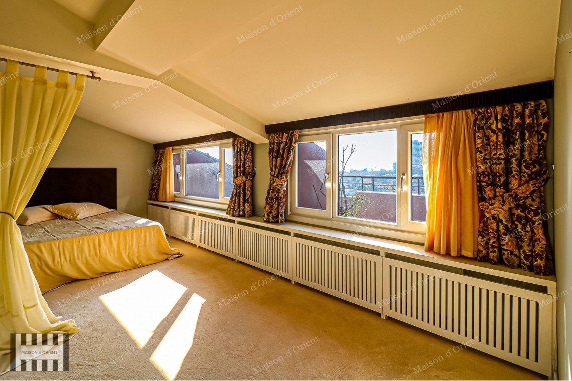 5+1 Duplex for Sale with Private Terrace in Ulus