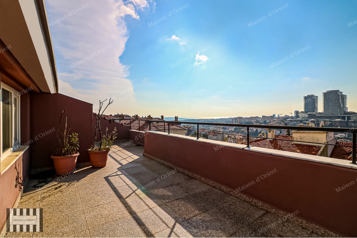 5+1 Duplex for Sale with Private Terrace in Ulus