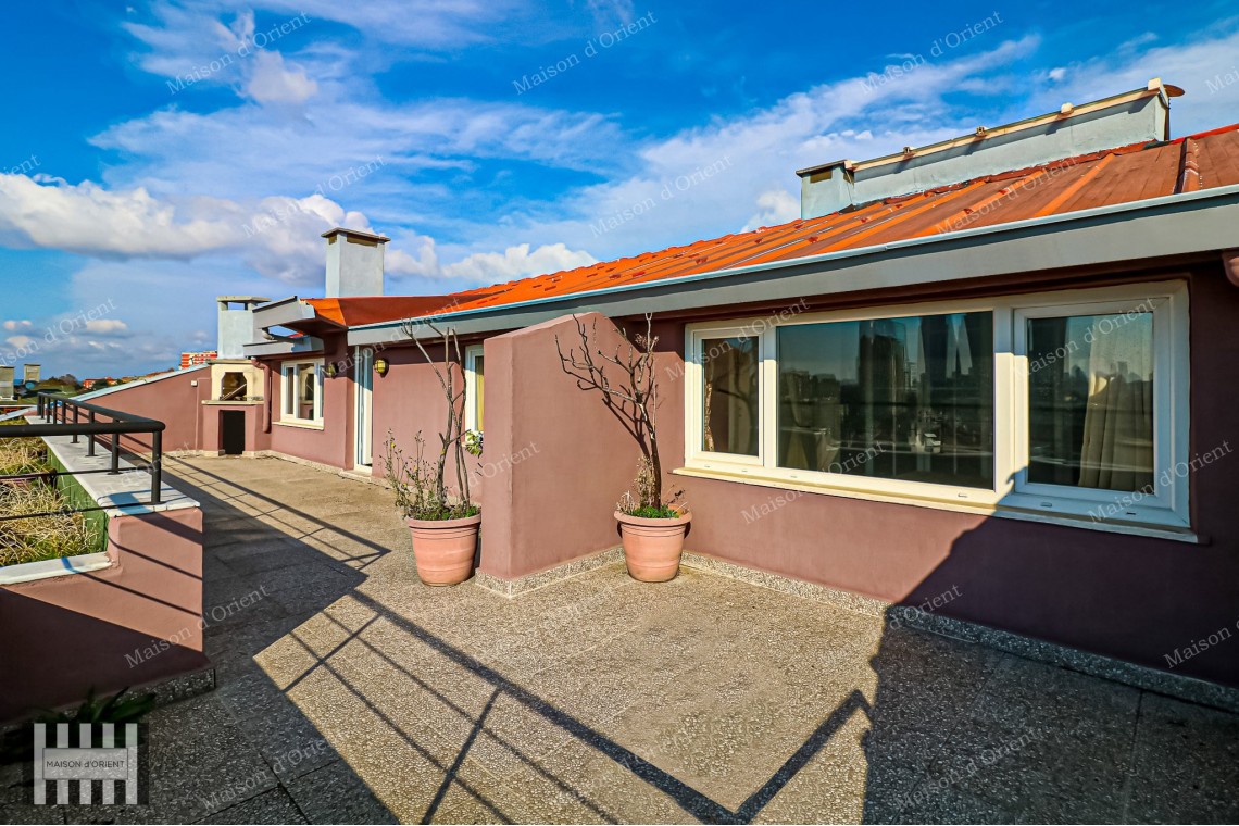5+1 Duplex for Sale with Private Terrace in Ulus