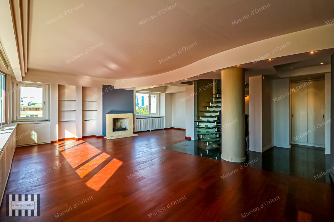 5+1 Duplex for Sale with Private Terrace in Ulus