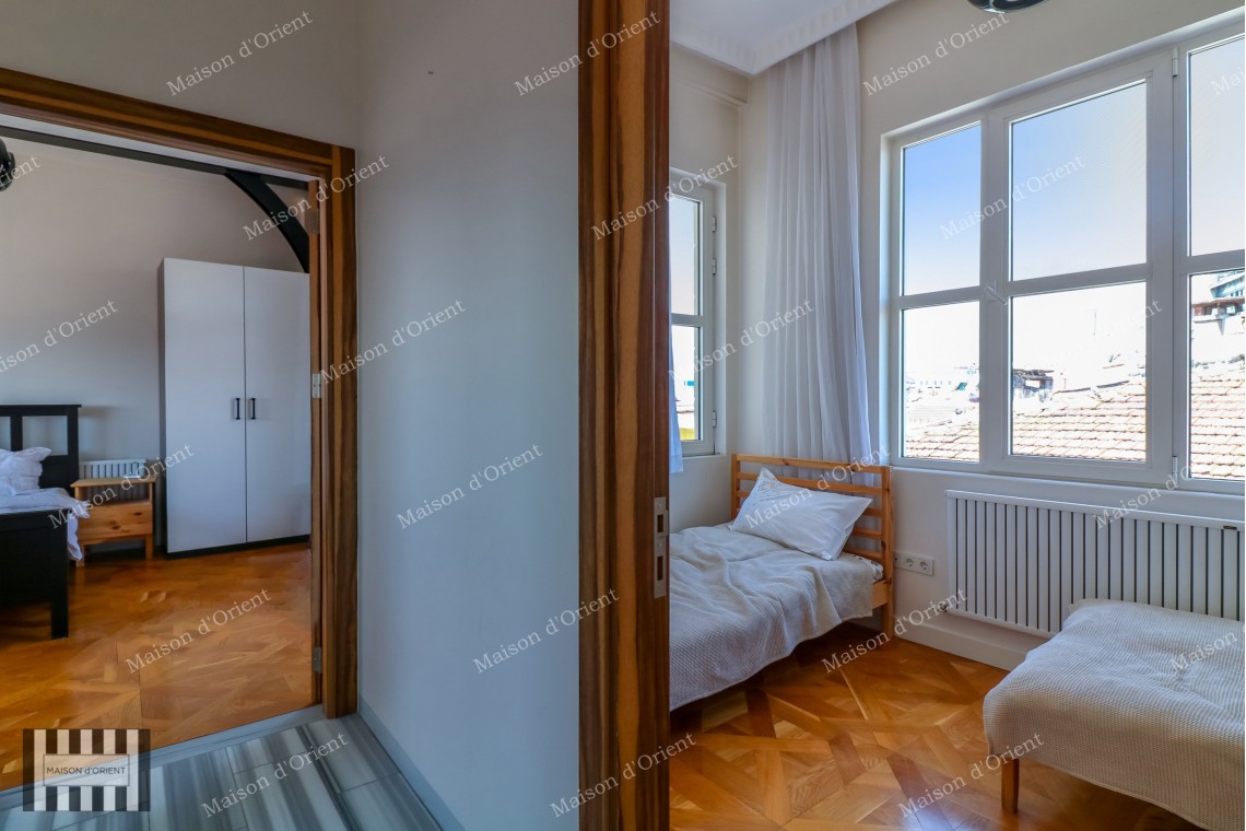 2+1 Rental Flat in Cihangir Historical Building