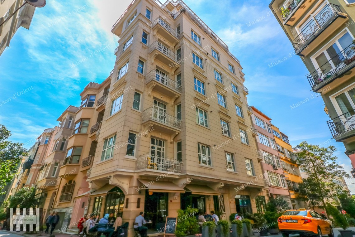 2+1 Rental Flat in Cihangir Historical Building
