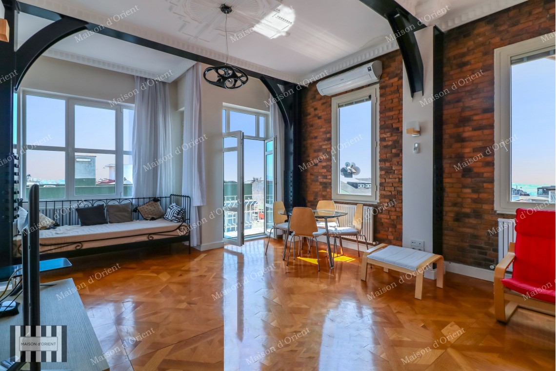2+1 Rental Flat in Cihangir Historical Building