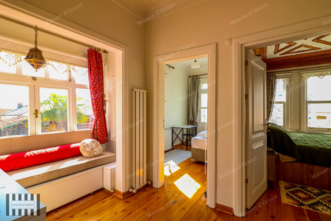 4+1 Historical House for Sale with Garden in Aynalı Çeşme