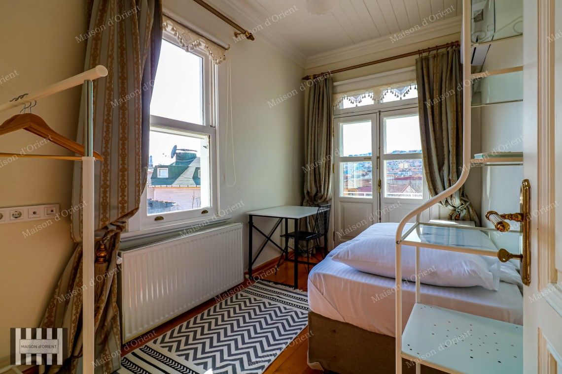4+1 Historical House for Sale with Garden in Aynalı Çeşme