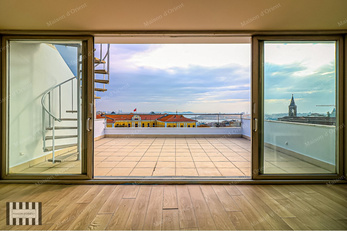 200sqm Office with Terrace and View on Istiklal Street