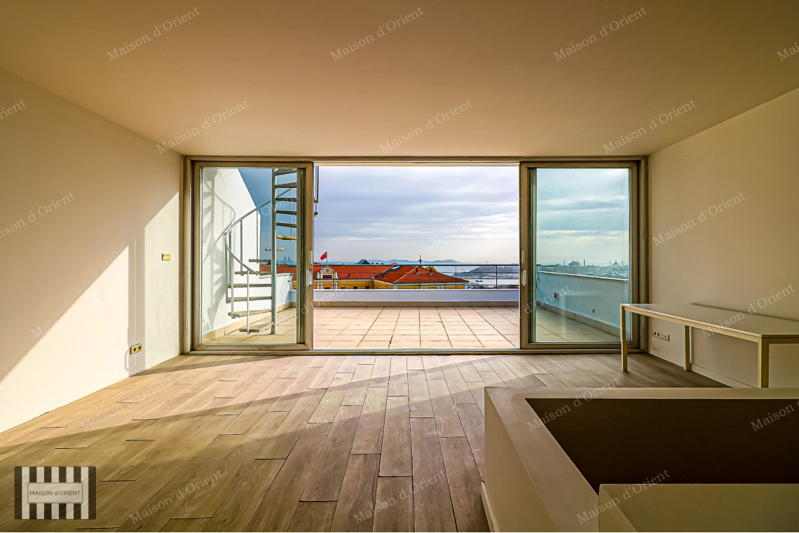 200sqm Office with Terrace and View on Istiklal Street