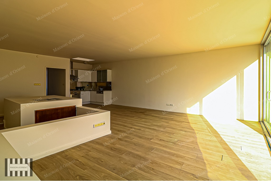 200sqm Office with Terrace and View on Istiklal Street