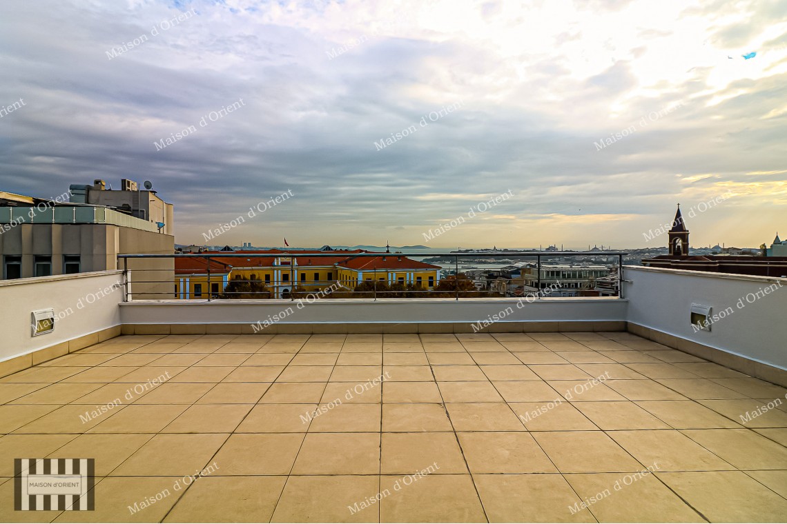 200sqm Office with Terrace and View on Istiklal Street