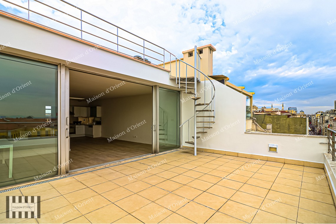 200sqm Office with Terrace and View on Istiklal Street