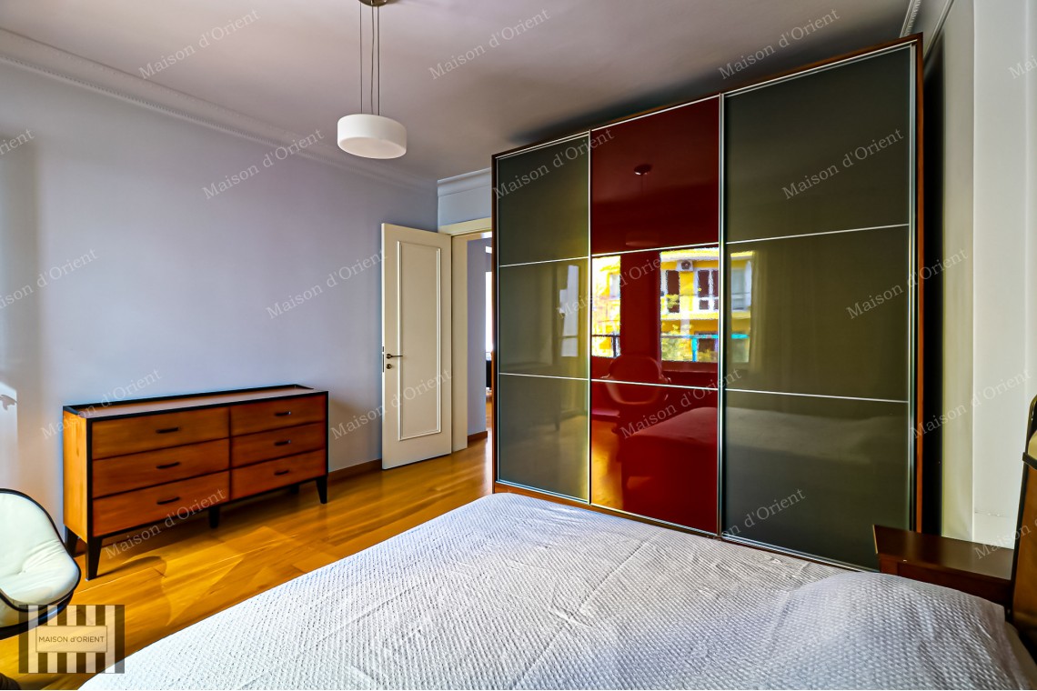 2+1 Flat for Sale with Bosphorus View in Boğaziçi Building, Gümüşsuyu