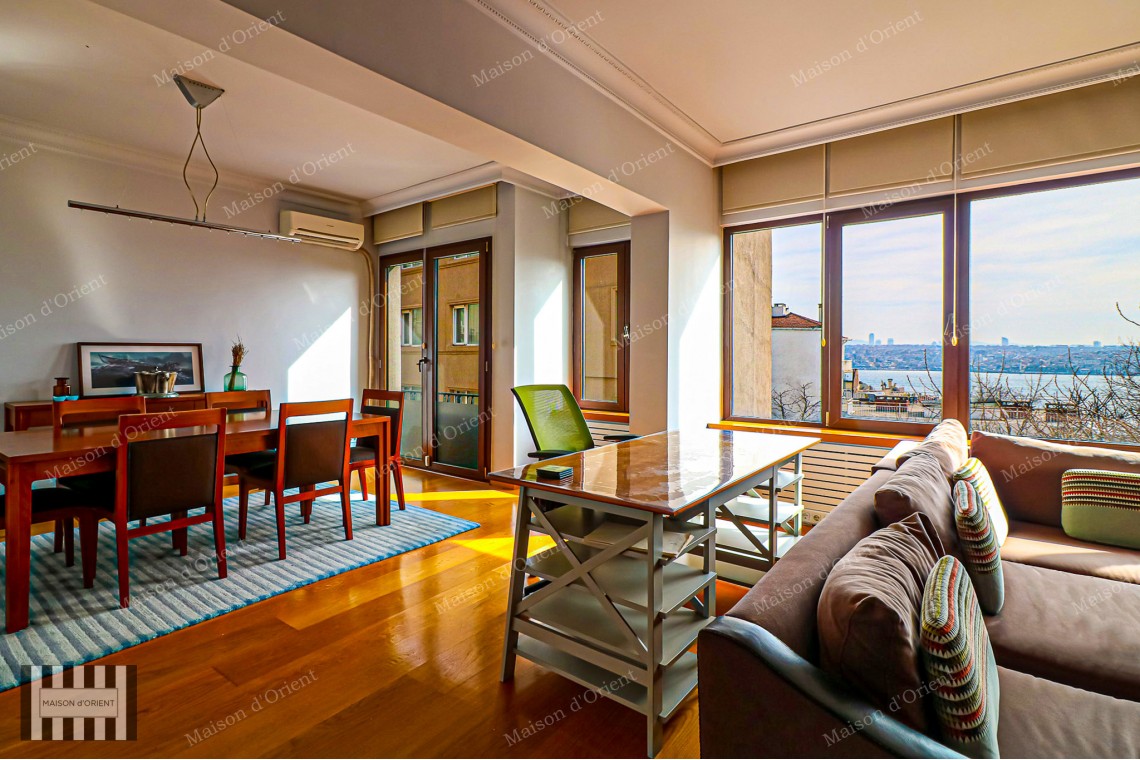 2+1 Flat for Sale with Bosphorus View in Boğaziçi Building, Gümüşsuyu