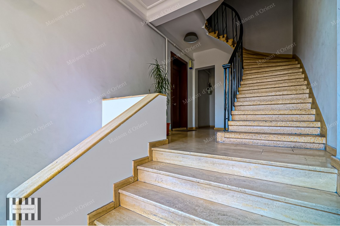 2+1 Flat for Sale with Bosphorus View in Boğaziçi Building, Gümüşsuyu