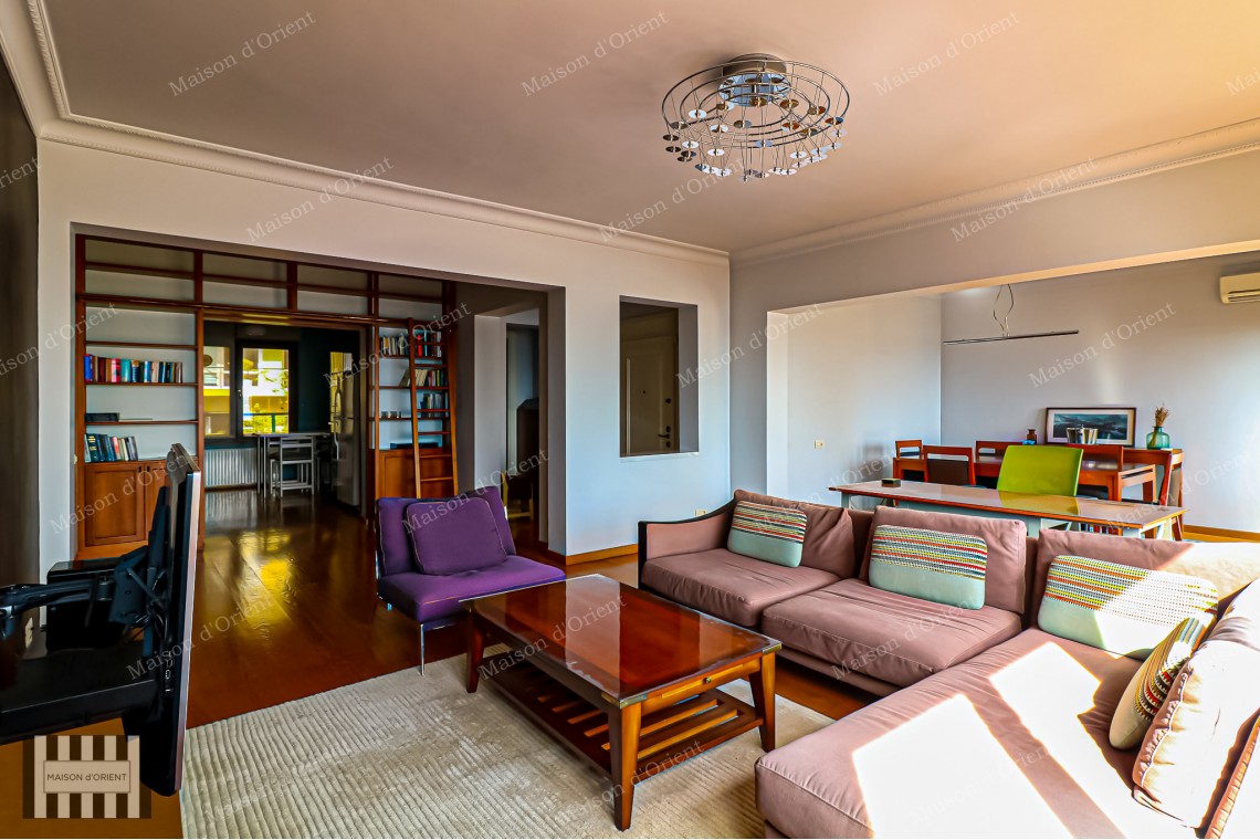 2+1 Flat for Sale with Bosphorus View in Boğaziçi Building, Gümüşsuyu