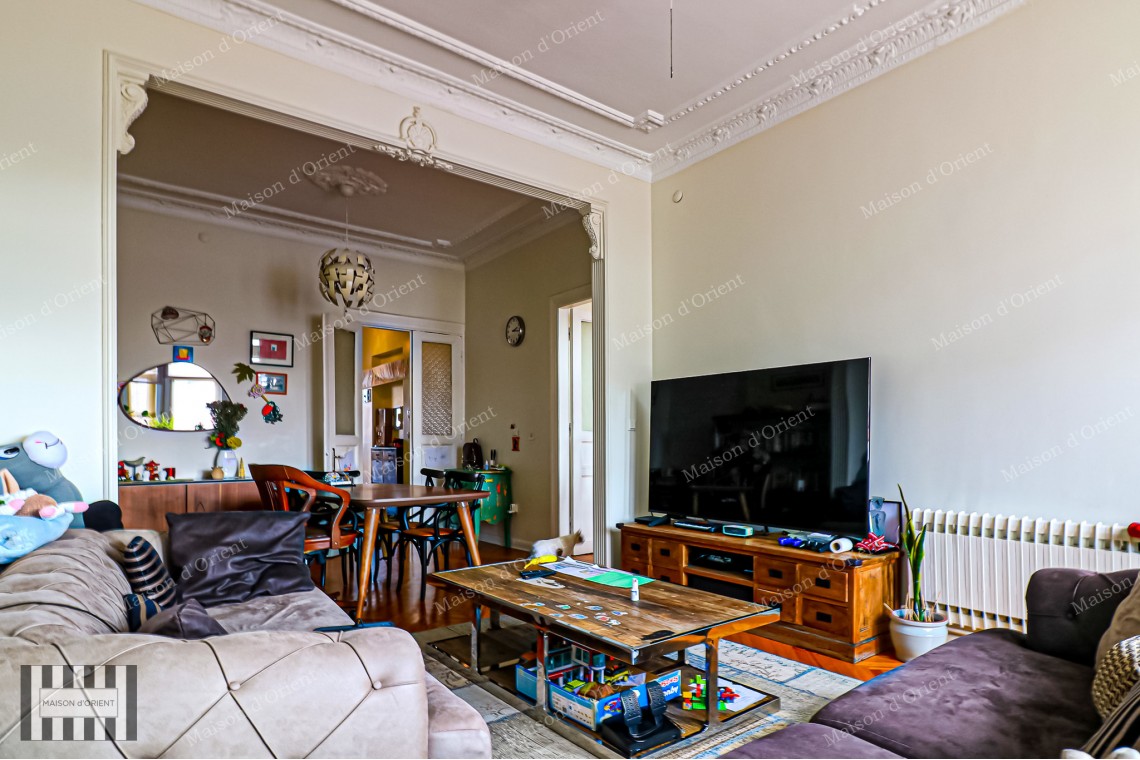 3+1 Flat for Sale with View in Historical Nar Building, Cihangir
