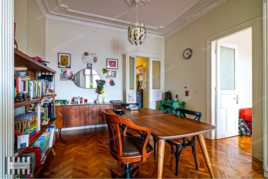 3+1 Flat for Sale with View in Historical Nar Building, Cihangir