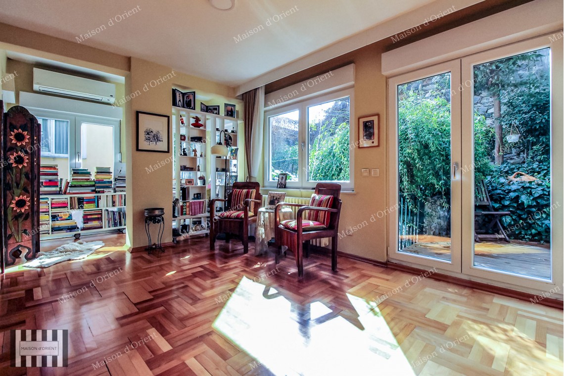 180sqm Duplex for Rent with Private Garden in Gümüşsuyu