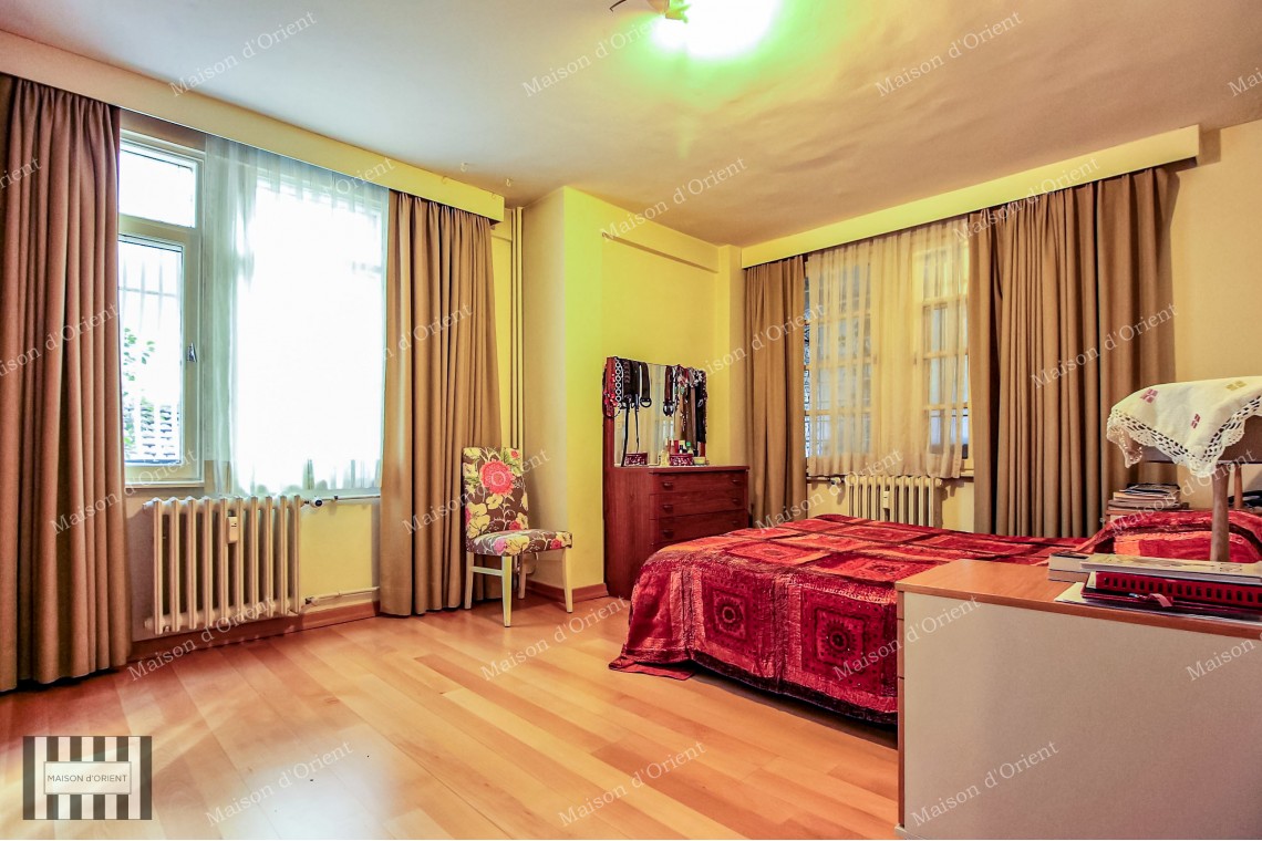 180sqm Duplex for Rent with Private Garden in Gümüşsuyu