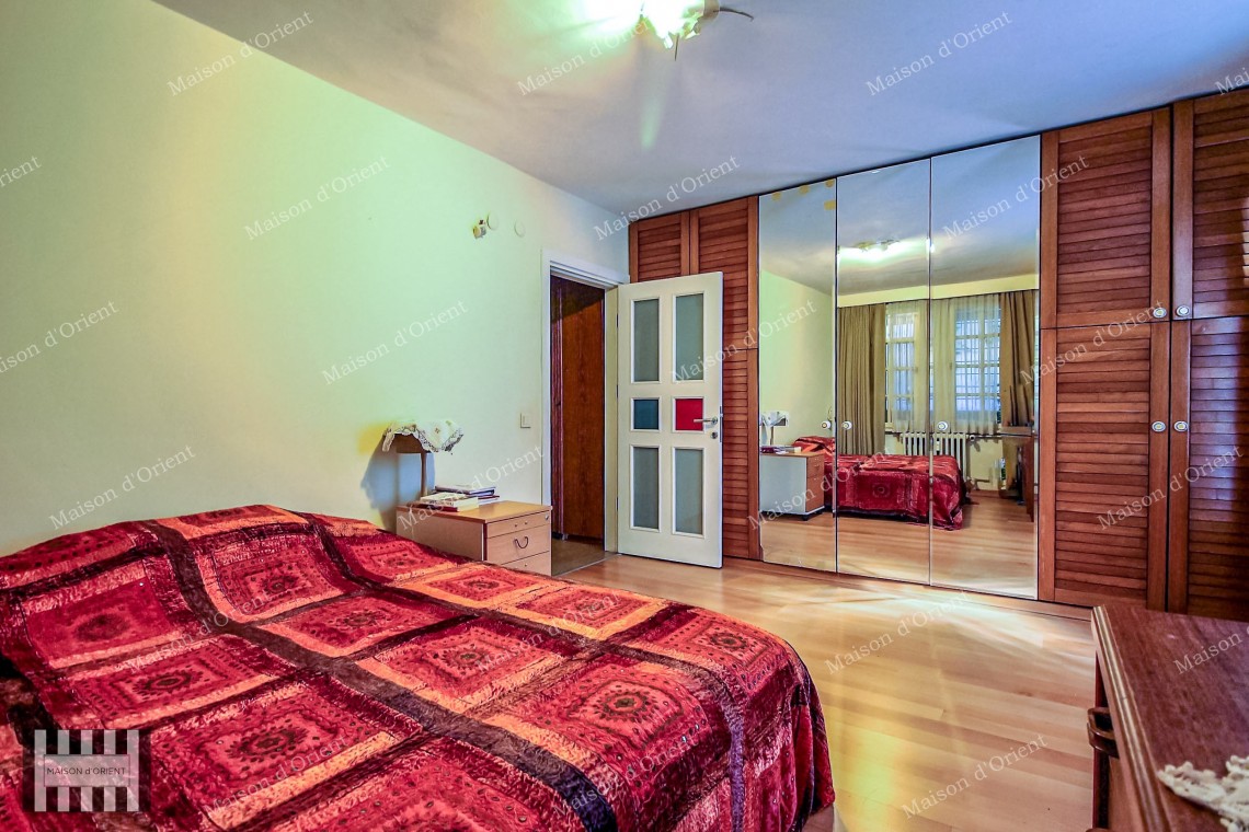 180sqm Duplex for Rent with Private Garden in Gümüşsuyu